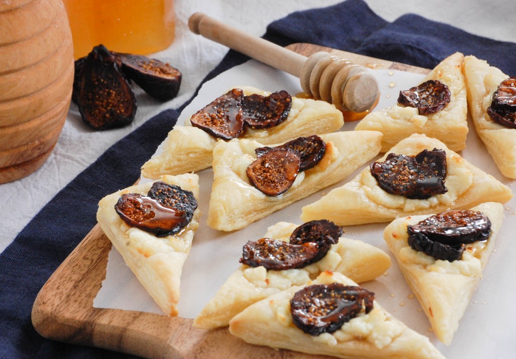Fig, Honey, and Goat Cheese Bites