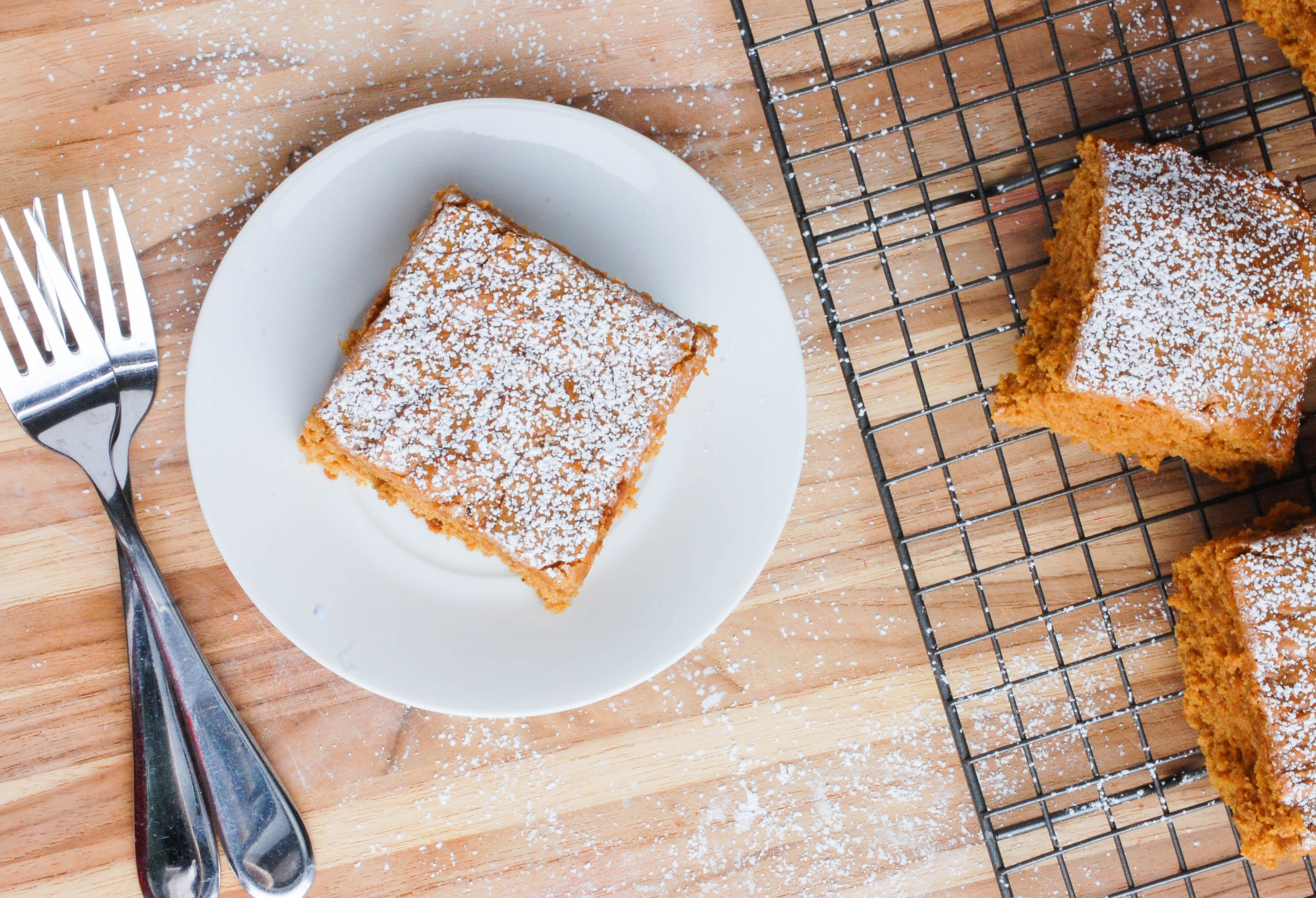 Healthy Pumpkin Spice Cake via The District Table